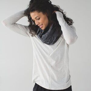 Lululemon Vinyasa Scarf Coco Pique Black White